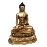 Goldene Buddha Statue mit mächtiger Wirkung