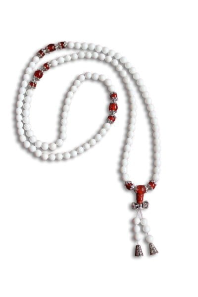 Buddhistische Halskette Mala, weißer Achat mit Dorje